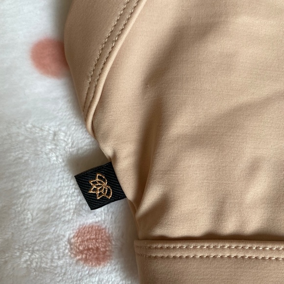 L'urv Fever Pitch Bra - Picture 2 of 8